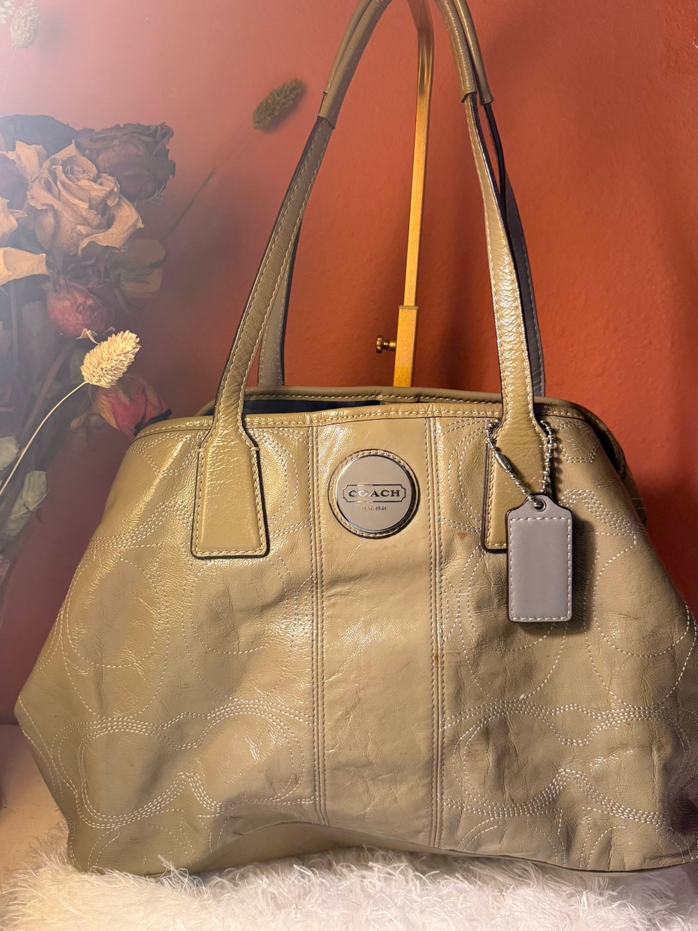 Coach Signature Stitched Leather Framed Kisslock